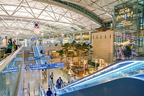 인천공항 채용: 하늘을 나는 꿈, 그리고 현실의 문턱