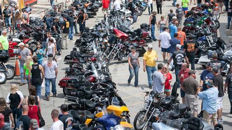 When is Black Bike Week in Myrtle Beach: A Cultural Phenomenon and Its Unpredictable Connections